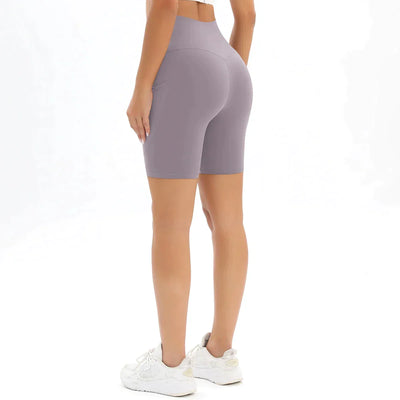 Women's fitness shorts with high waist and pocket